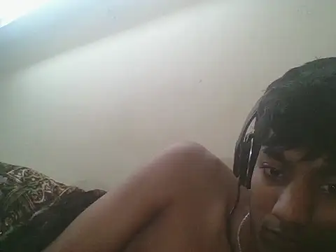 Snapshot of Alfasex8 chatting on 01/13/26, 05:29 Alfasex8 online show from 01/13/26, 05:29