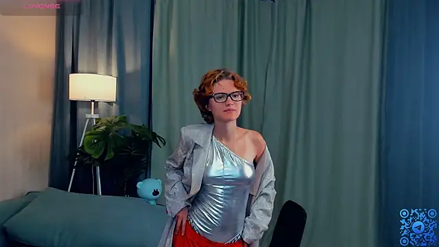 EdlinGathright online show from 10/27/25, 04:16