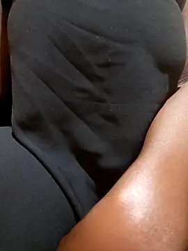 Snapshot of Africanmilk256 chatting on 11/01/25, 03:19 Africanmilk256 online show from 11/01/25, 03:19