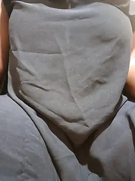 Snapshot of Africanmilk256 chatting on 11/03/25, 04:36 Africanmilk256 online show from 11/03/25, 04:36