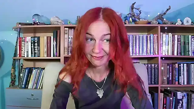 Foxilady357 online show from 05/10/26, 01:49