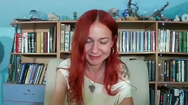 Foxilady357 online show from 06/07/26, 02:21