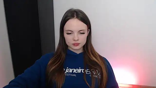 Snapshot of Ariella_ari chatting on 09/12/25, 12:27 Ariella ari online show from 09/12/25, 12:27