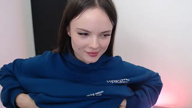 Snapshot of Ariella_ari chatting on 09/19/25, 02:40 Ariella ari online show from 09/19/25, 02:40