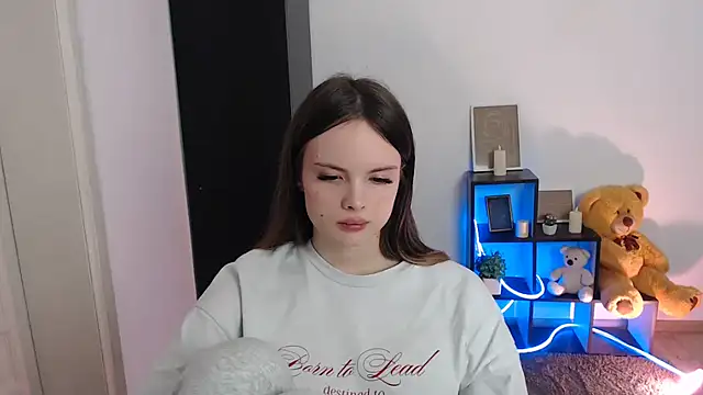 Snapshot of Ariella_ari chatting on 10/25/25, 07:05 Ariella ari online show from 10/25/25, 07:05