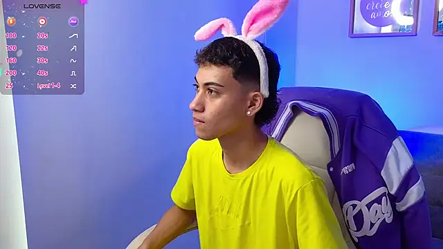 yulian vasquez online show from 09/14/25, 12:26