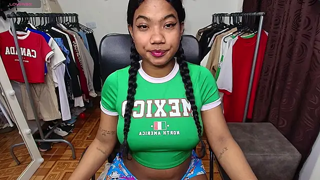 sharlottxl online show from 02/13/26, 08:43