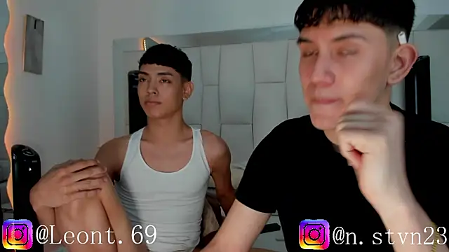 LoganTwink18 online show from 04/17/26, 05:27