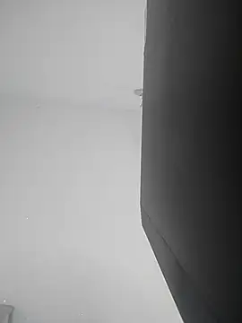 Snapshot of Valenn_fernandez chatting on 04/01/26, 02:14 Valenn fernandez online show from 04/01/26, 02:14