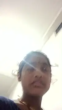 Snapshot of Guriya0076 chatting on 10/10/25, 11:26 Guriya0076 online show from 10/10/25, 11:26