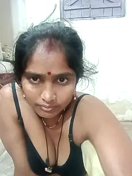 Snapshot of Guriya0076 chatting on 03/14/26, 04:23 Guriya0076 online show from 03/14/26, 04:23