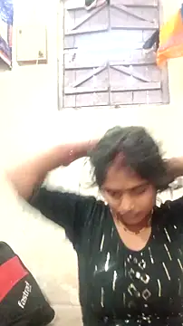 Snapshot of Guriya0076 chatting on 03/27/26, 11:43 Guriya0076 online show from 03/27/26, 11:43