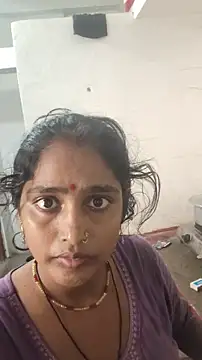 Snapshot of Guriya0076 chatting on 07/12/26, 04:36 Guriya0076 online show from 07/12/26, 04:36