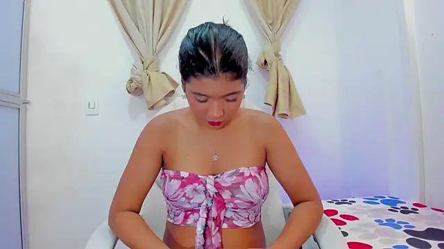 andrea sanchezz online show from 12/03/25, 06:50