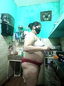 Kaja1919 online show from 10/03/25, 05:21