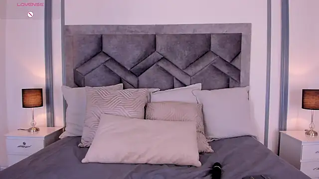 lucianacohelo online show from 09/10/25, 01:22