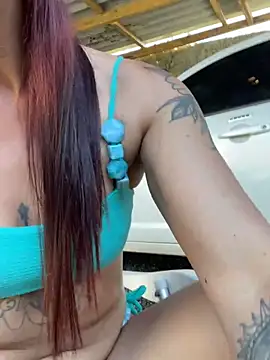 Snapshot of TayllorSweet_ chatting on 12/13/25, 07:53 TayllorSweet online show from 12/13/25, 07:53