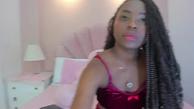 Snapshot of Melanyy_Ebonny chatting on 10/31/25, 03:29 Melanyy Ebonny online show from 10/31/25, 03:29