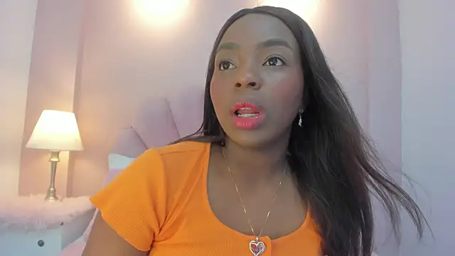 Snapshot of Melanyy_Ebonny chatting on 11/30/25, 03:43 Melanyy Ebonny online show from 11/30/25, 03:43