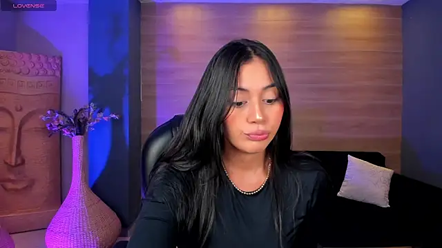 AmbarJames  online show from 11/24/25, 02:39