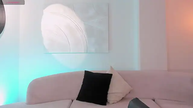 AmbarJames  online show from 03/09/26, 12:20