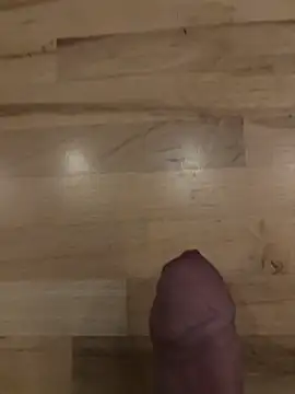 Snapshot of Tayatom8823 chatting on 03/12/26, 09:21 Tayatom8823 online show from 03/12/26, 09:21