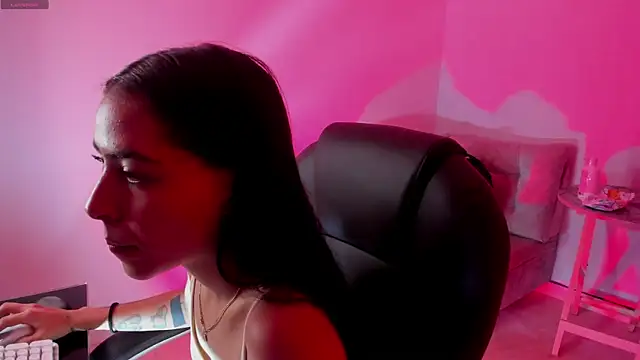 ValkaGrecco online show from 01/13/26, 11:32