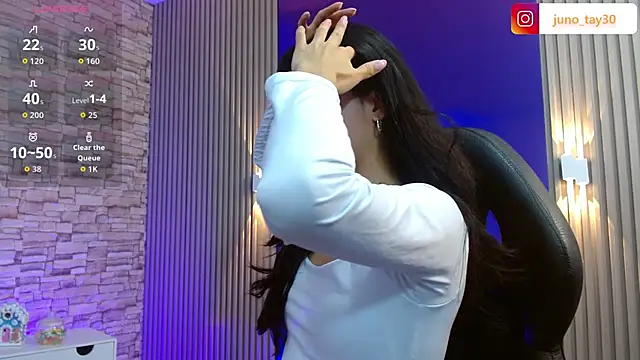 juno tay online show from 11/26/25, 11:44