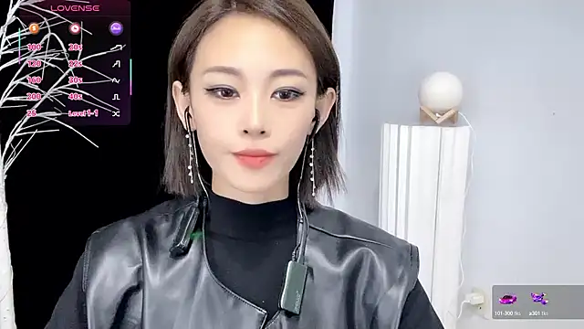 Snapshot of xiaoyue8888 chatting on 09/30/25, 01:43 xiaoyue8888 online show from 09/30/25, 01:43