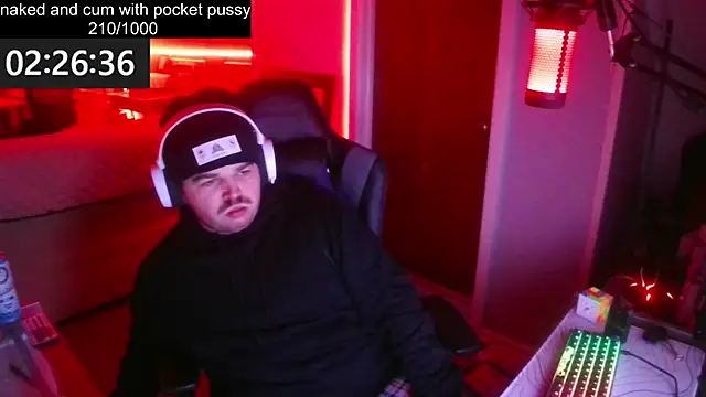 Snapshot of Bigboyballen chatting on 03/30/26, 12:55 Bigboyballen online show from 03/30/26, 12:55