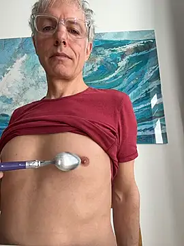 SexyLeon8 online show from 04/08/26, 08:25