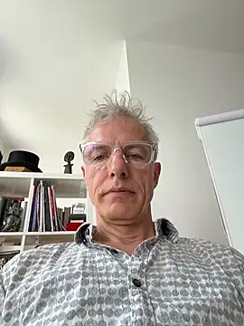 SexyLeon8 online show from 05/10/26, 01:27