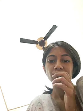 babe jasmine online show from 11/06/25, 10:27