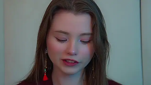 KeiraAsti online show from 02/02/26, 06:28