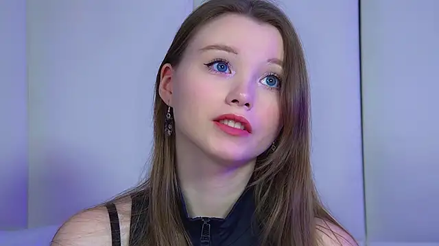 Snapshot of KeiraAsti chatting on 03/22/26, 06:06 KeiraAsti online show from 03/22/26, 06:06