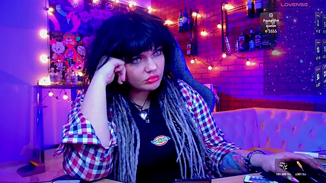 MaryHarrys online show from 05/17/26, 02:31