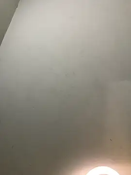 Snapshot of StrawberryXpeach chatting on 03/31/26, 10:43 StrawberryXpeach online show from 03/31/26, 10:43