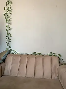 Snapshot of StrawberryXpeach chatting on 04/02/26, 11:19 StrawberryXpeach online show from 04/02/26, 11:19