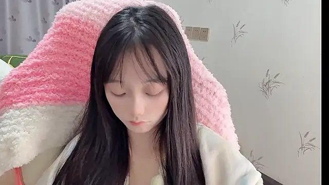 puppy-999 online show from 10/28/25, 03:04