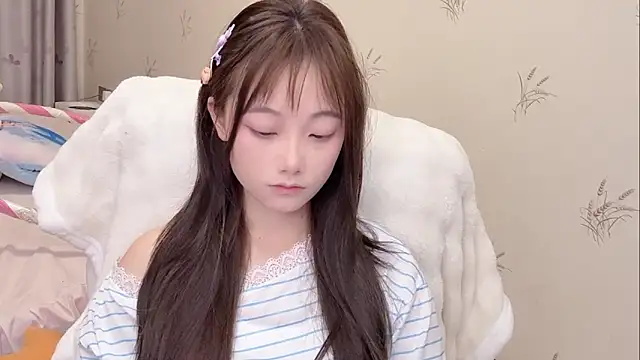 Snapshot of puppy-999 chatting on 04/01/26, 01:12 puppy-999 online show from 04/01/26, 01:12