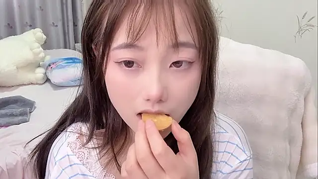 Snapshot of puppy-999 chatting on 04/02/26, 01:47 puppy-999 online show from 04/02/26, 01:47