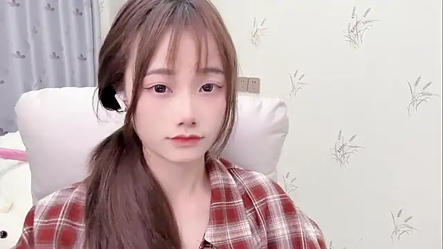 Snapshot of puppy-999 chatting on 04/17/26, 01:25 puppy-999 online show from 04/17/26, 01:25