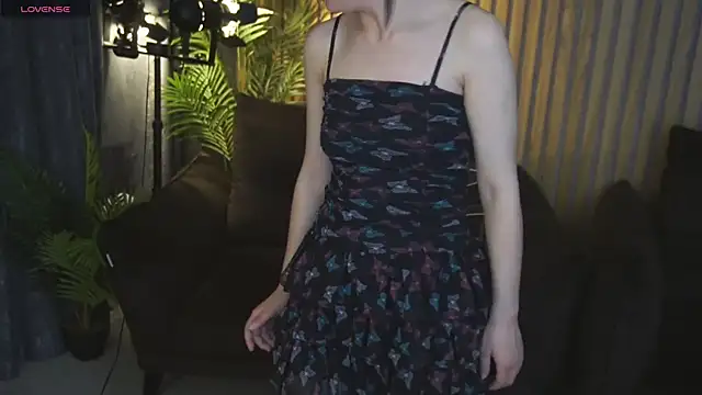 LiviaShy online show from 04/15/26, 07:58