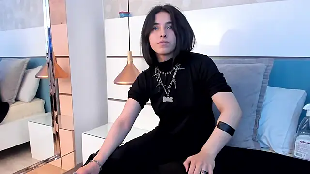 Snapshot of Ashkoreh chatting on 11/02/25, 06:32 Ashkoreh online show from 11/02/25, 06:32