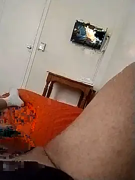 Snapshot of 4pulgadas chatting on 11/04/25, 05:23 4pulgadas online show from 11/04/25, 05:23