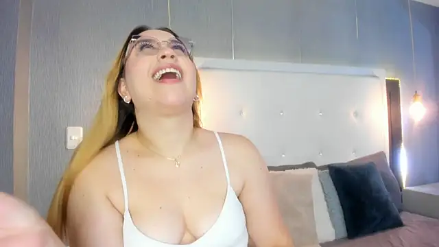 ximenanoah online show from 04/16/26, 02:18