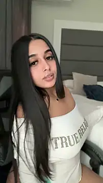 LilMisIndianx online show from 05/07/26, 12:54