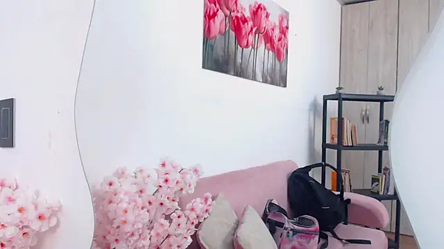 pinky f00x online show from 04/08/26, 07:25