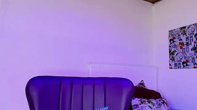 Victoria Thompson1 online show from 12/16/25, 08:03