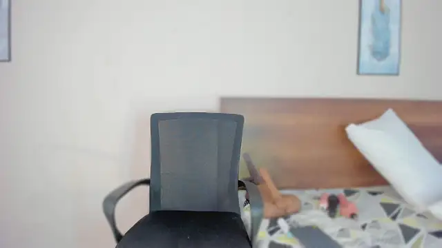 Niicol Jenner online show from 02/09/26, 04:38